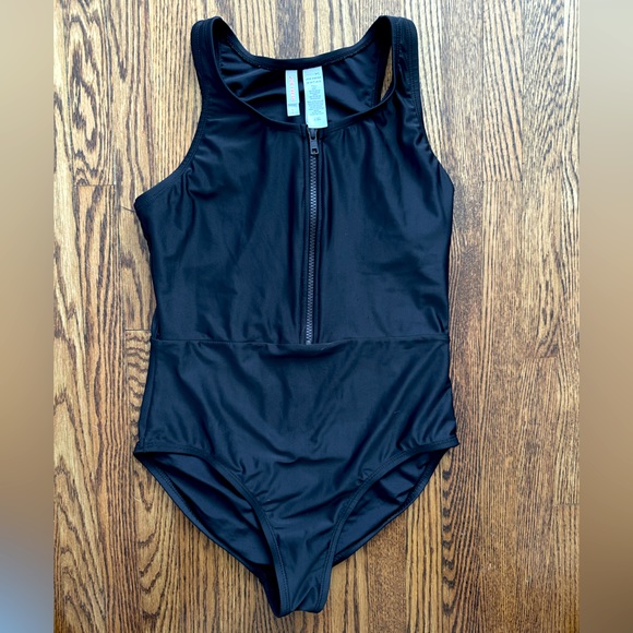 Joe Fresh black swimsuit - Picture 1 of 6